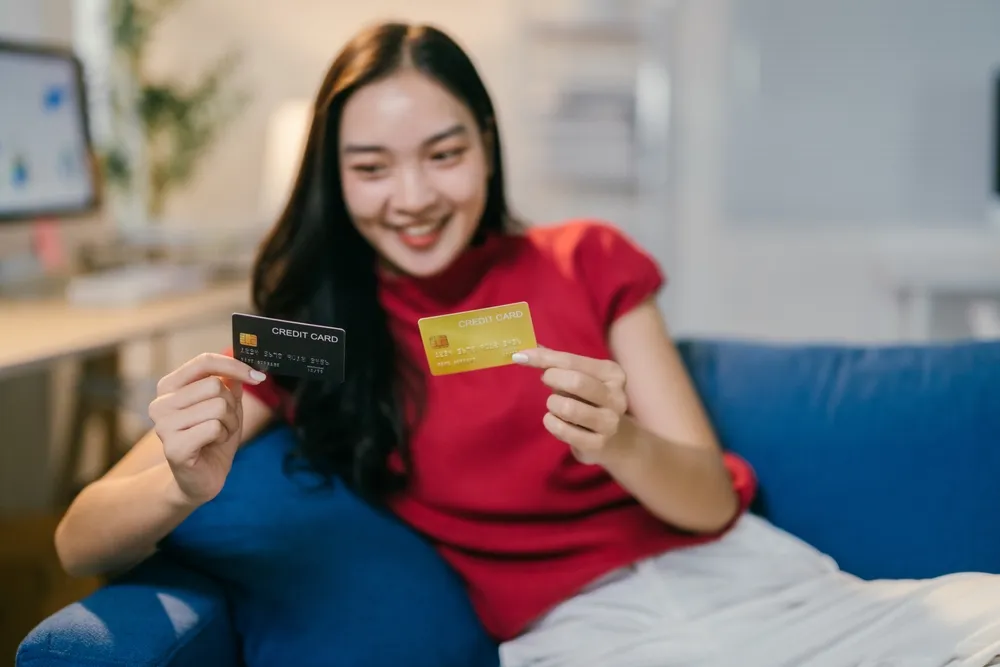 คลายข้อสงสัย KTC JCB ULTIMATE กับ KTC JCB PLATINUM ต่างกันยังไง ? คลายข้อสงสัย KTC JCB ULTIMATE กับ KTC JCB PLATINUM ต่างกันยังไง ?